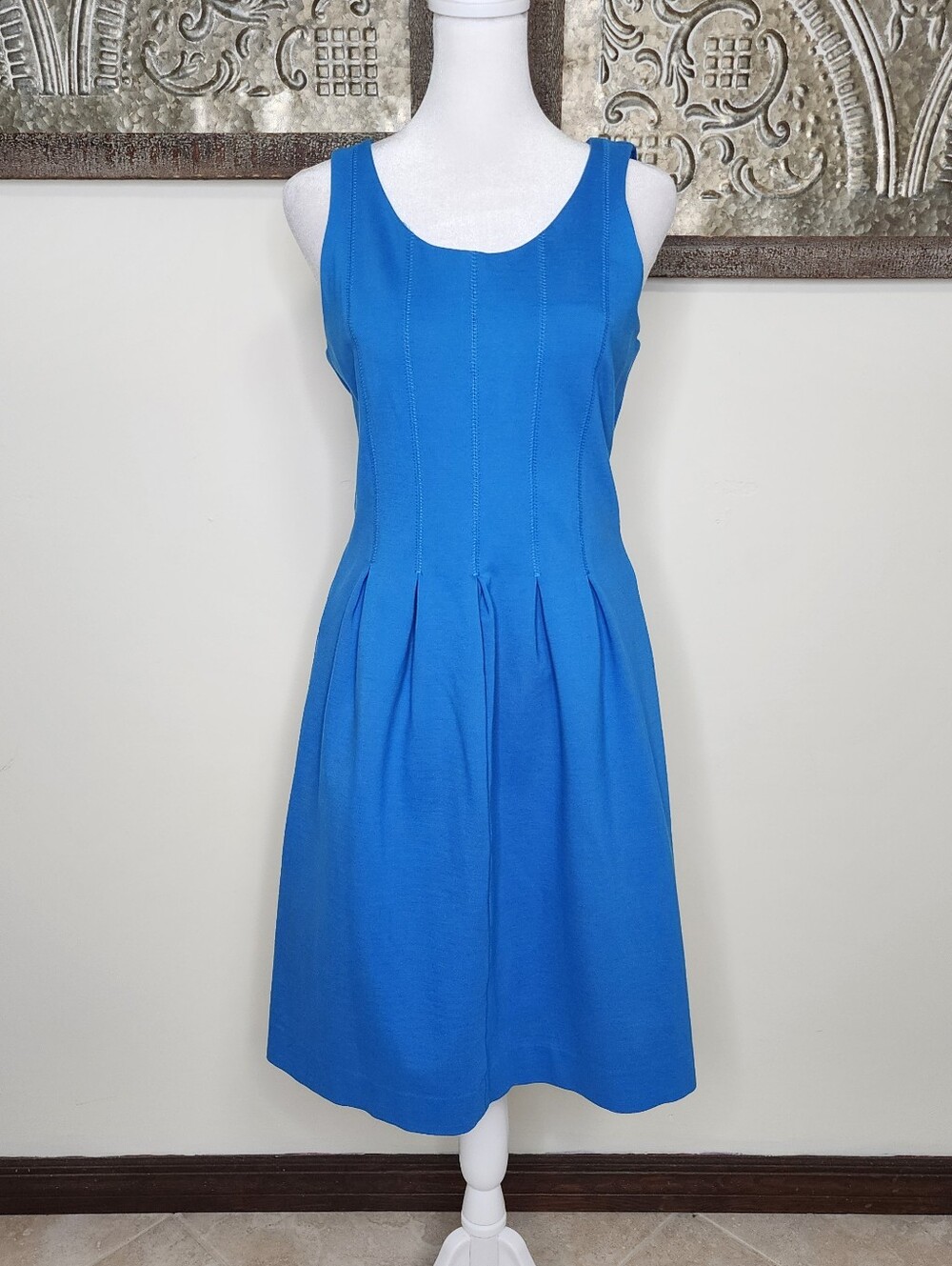 J. Crew Vibrant Blue Pleated Scoop Neck Fit and Flare Mini Dress Sz 6 Preppy